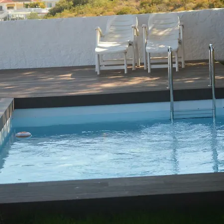 Jacaranda Villa *
